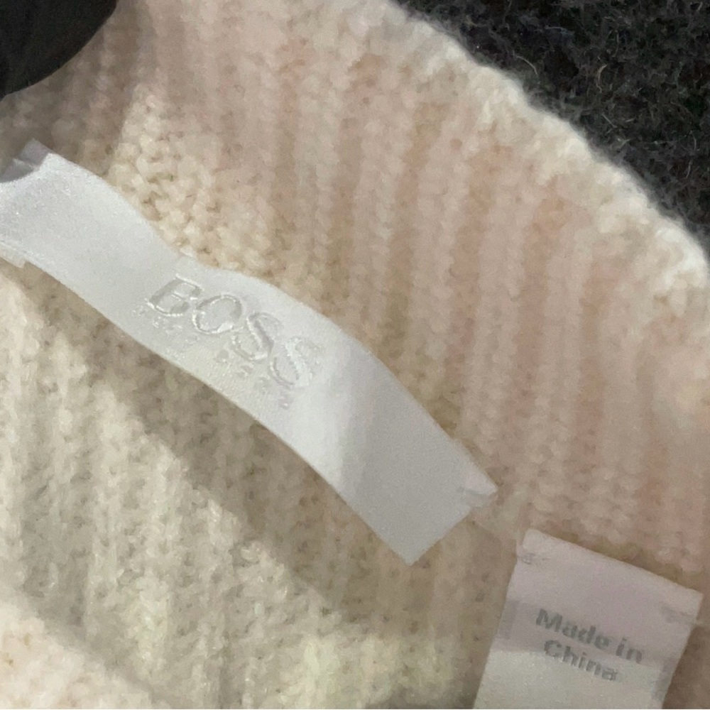 Boss Cream Sweater - Picture 5 of 6